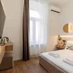 Boutique Suites, Location By Bqa 아파트 *